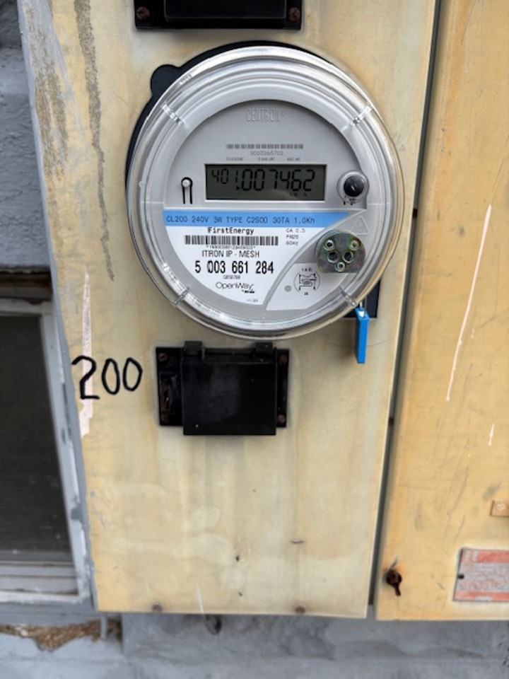 229 E 5th St #100 - Photo 3 of 18