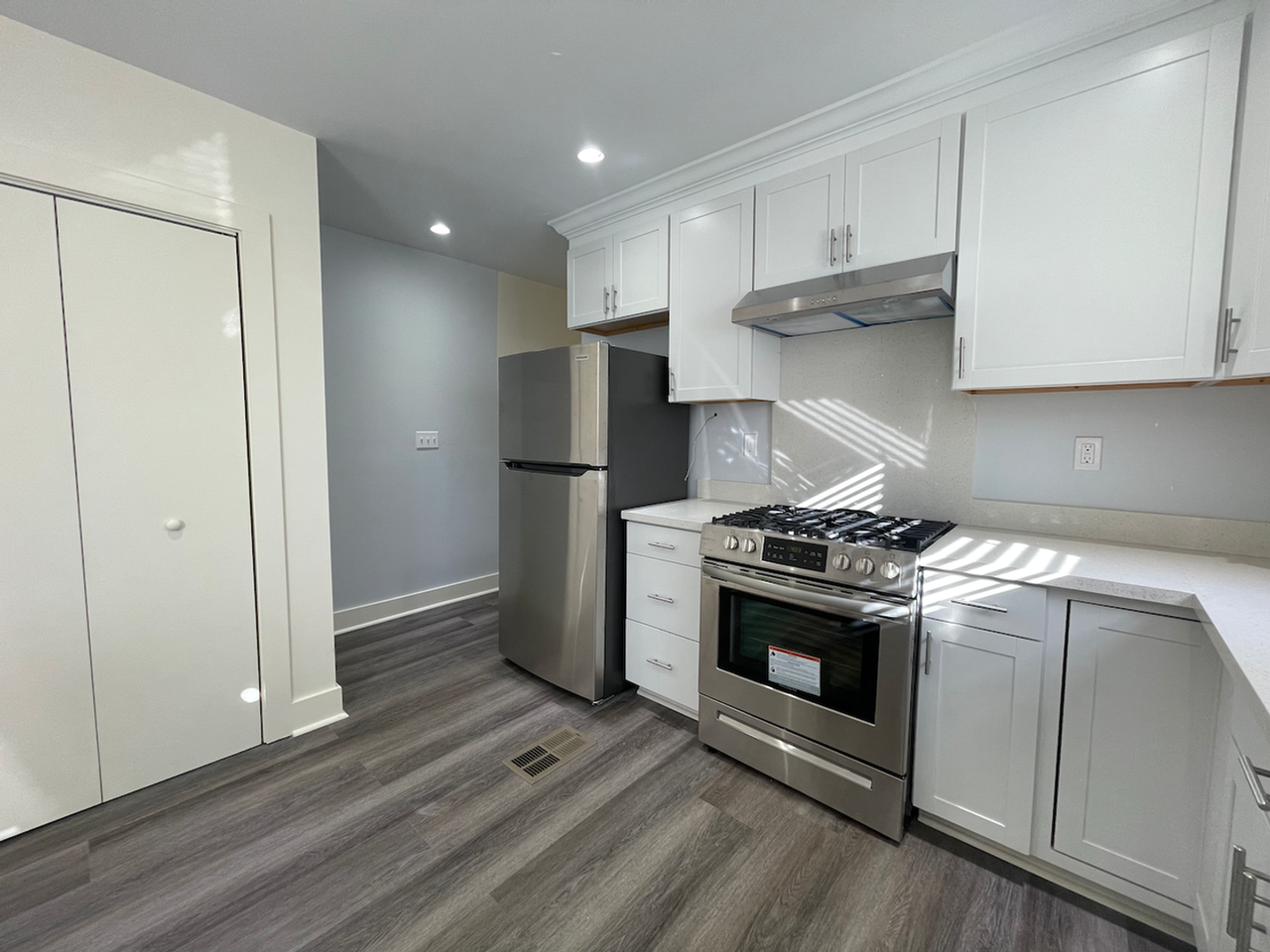 111 Elmeer Ave #A - Photo 5 of 13