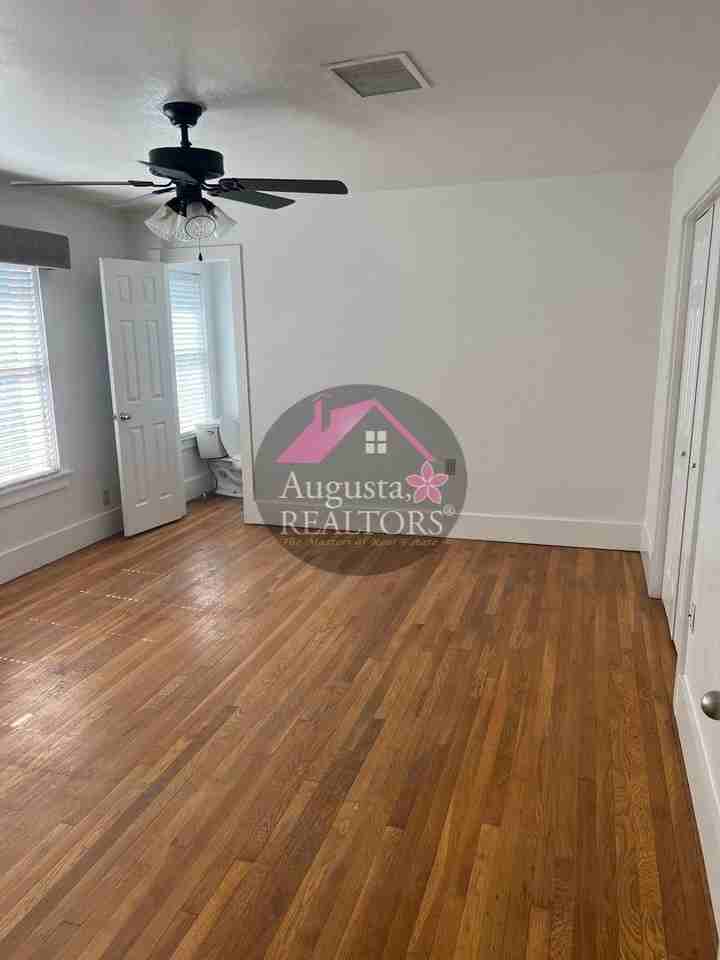 KC-1209 Bawcom - Photo 3 of 21