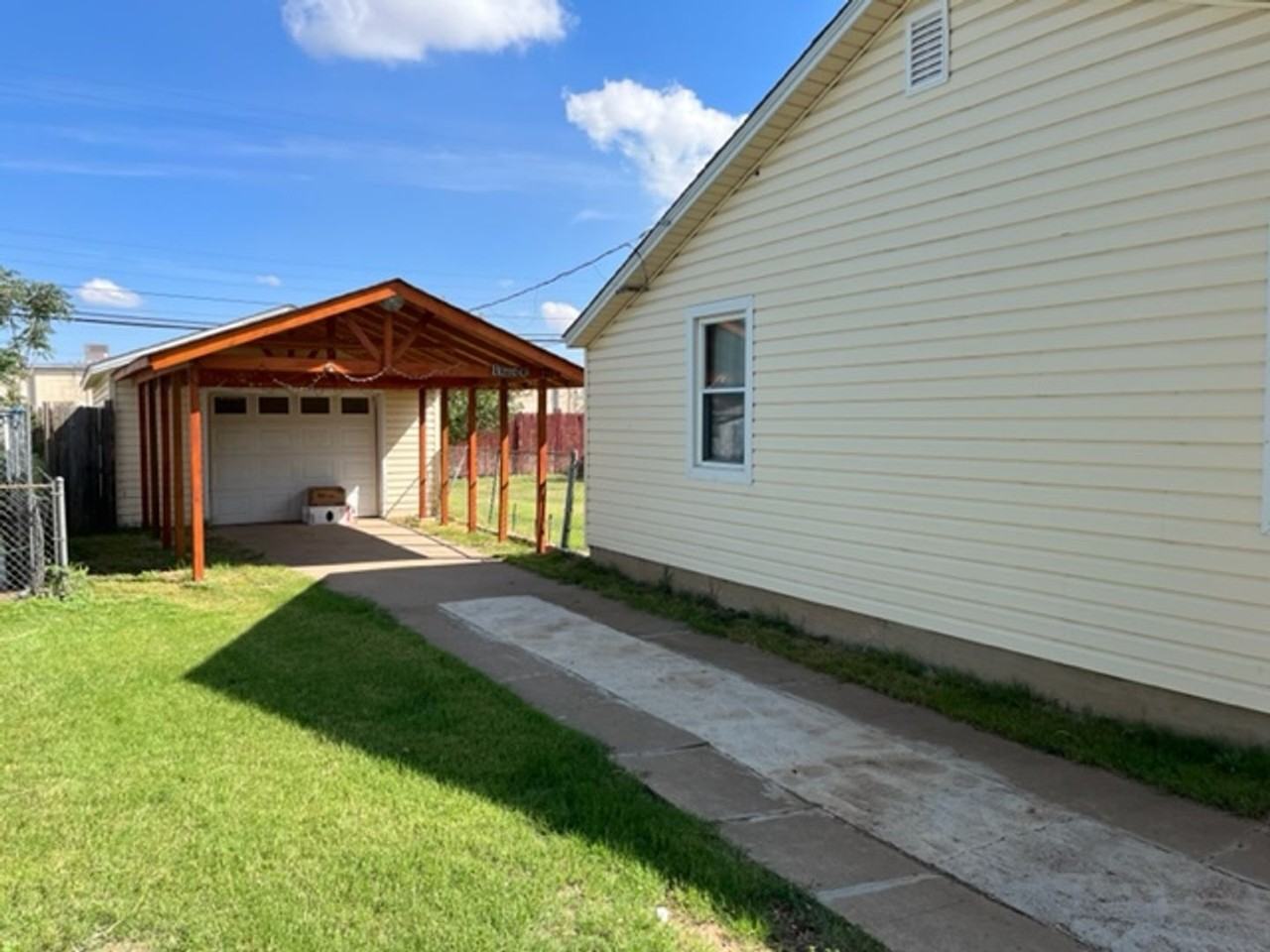 3411 Ne 22nd Ave - Photo 7 of 29