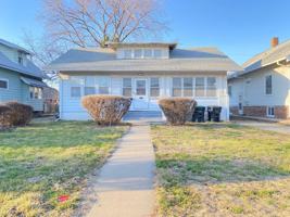 featured image of 2436 Laurel Ave