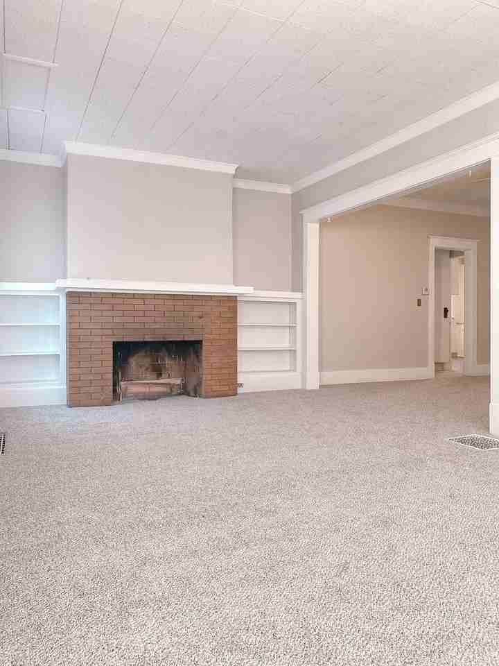 2436 Laurel Ave - Photo 6 of 39