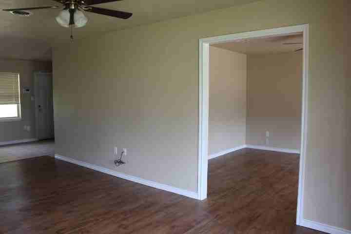 4416 Nw Baltimore Ave - Photo 2 of 18