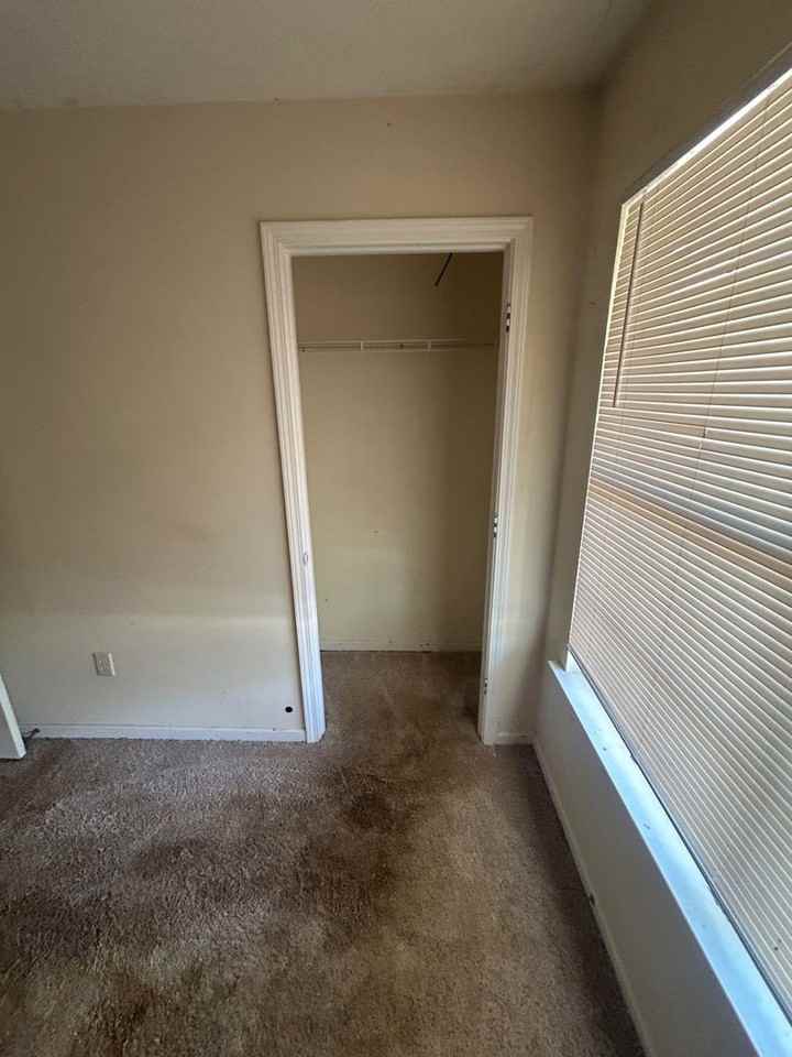 9 Evan Ct - Photo 6 of 14