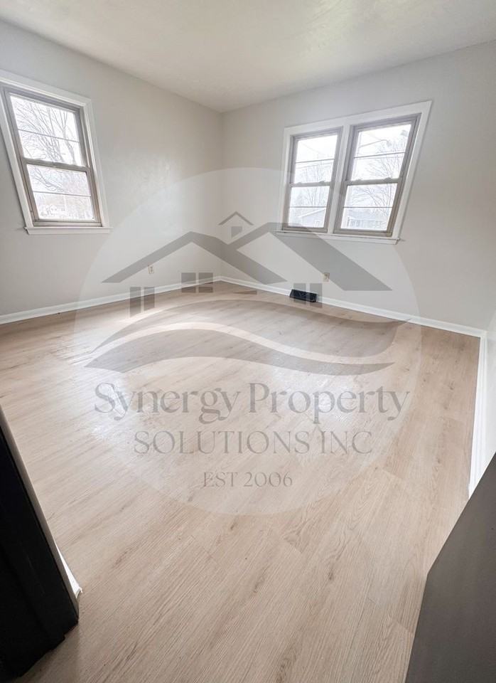 398 Sabo Dr - Photo 7 of 13