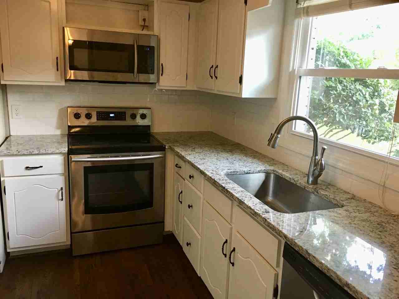 3861 Overton Manor Ln - Photo 3 of 11