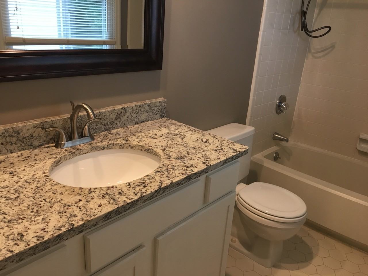 3861 Overton Manor Ln - Photo 7 of 11