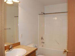 649 W Bushwood Ave - Photo 5 of 12