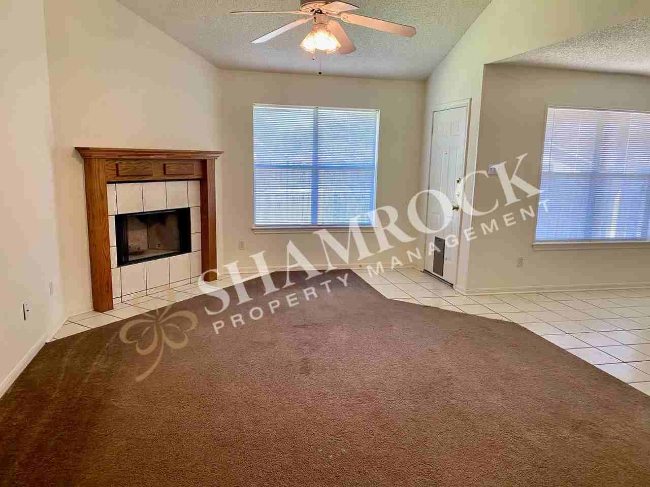 10109 Cordoba Ct Unit B - Photo 3 of 6