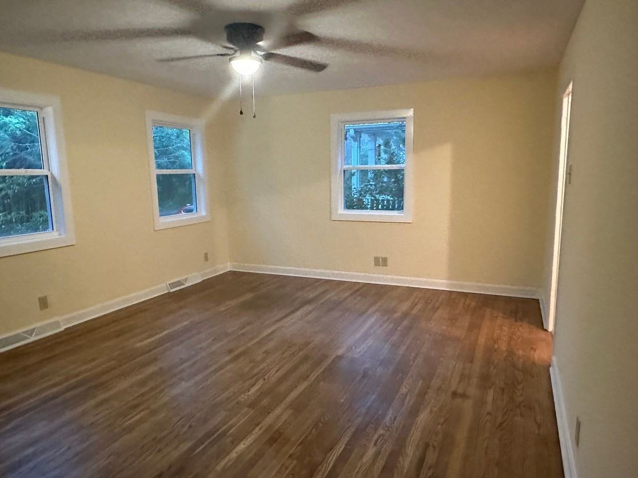 2806 Nation Ave - Photo 3 of 8