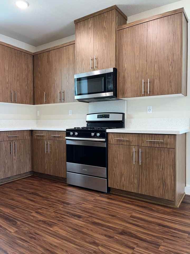 10833 Portico Cir - Photo 5 of 19