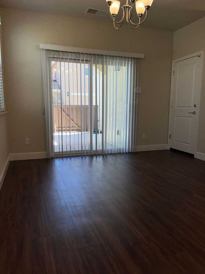 10833 Portico Cir - Photo 6 of 19