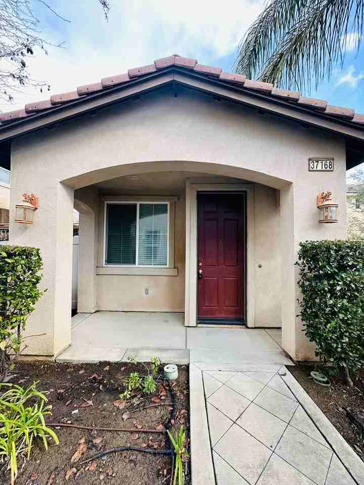 37168 Galileo Ln - Photo 3 of 25