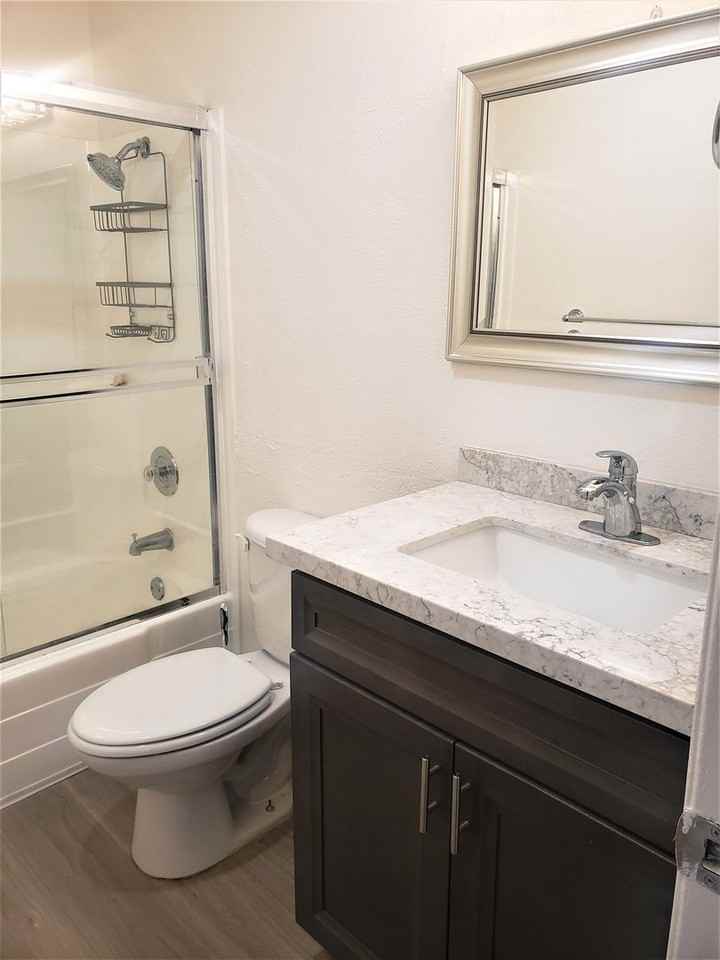 589 N Johnson Ave #210 - Photo 5 of 21