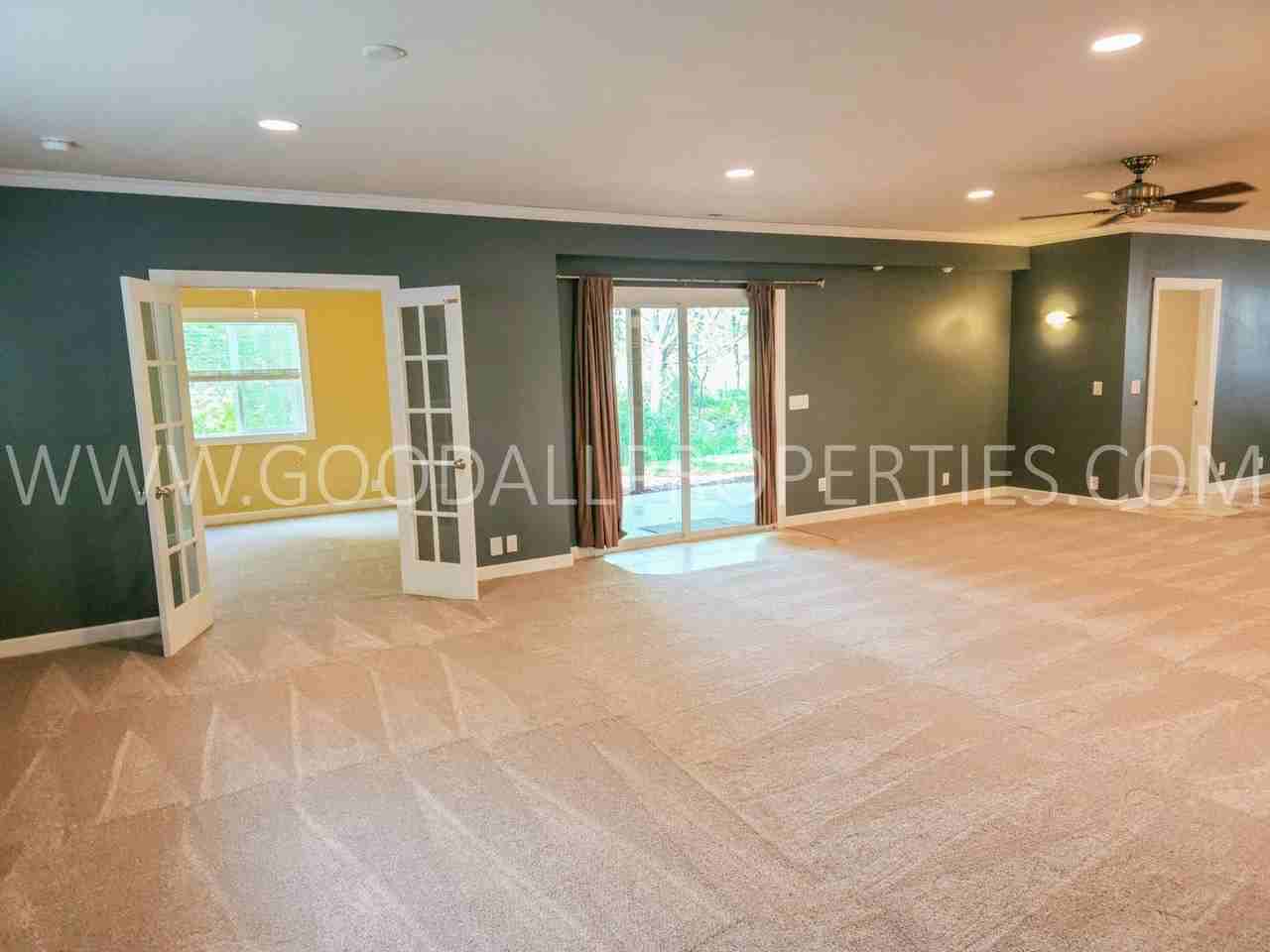 195 Broderick Dr - Photo 2 of 33