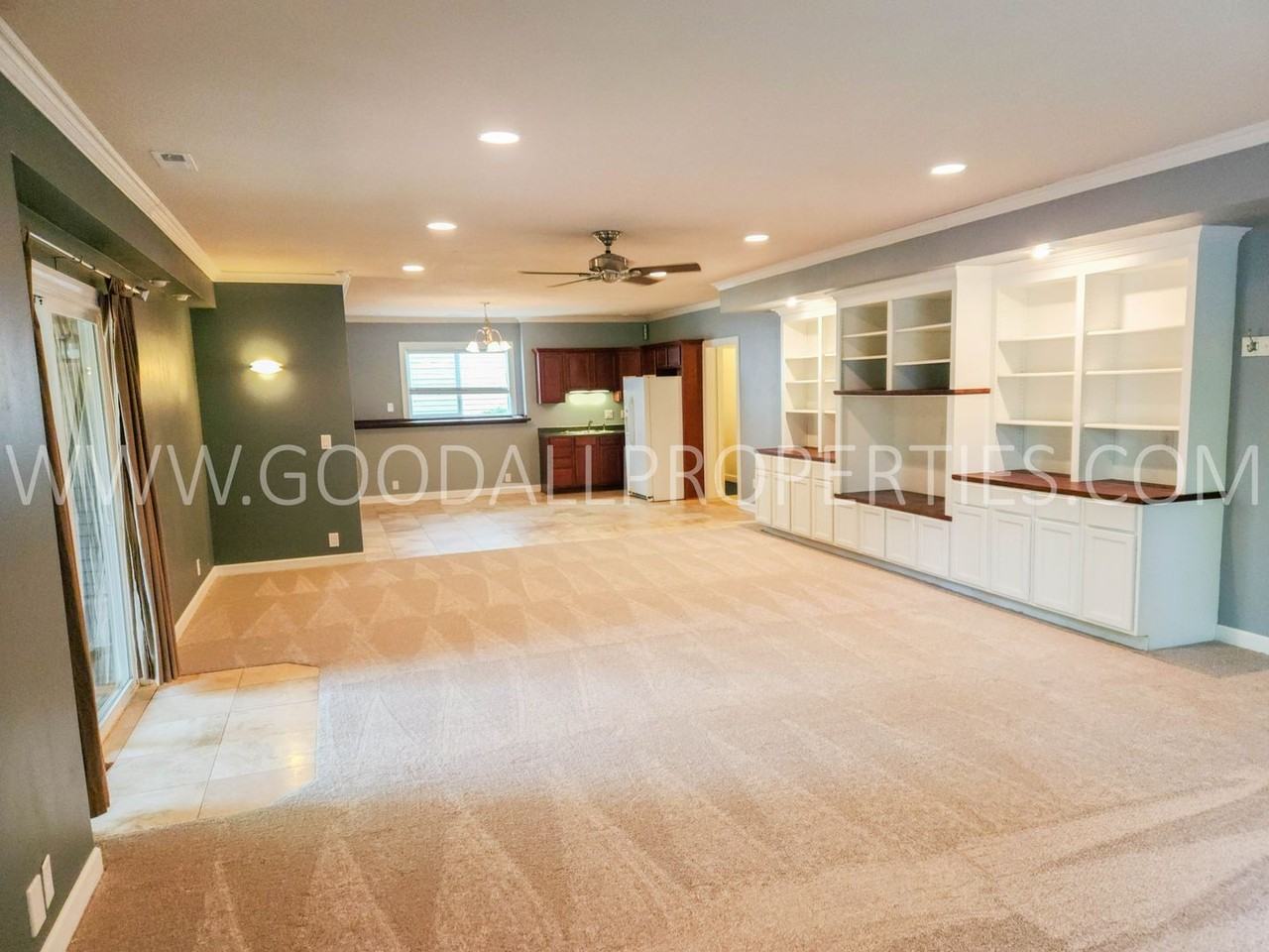 195 Broderick Dr - Photo 7 of 33