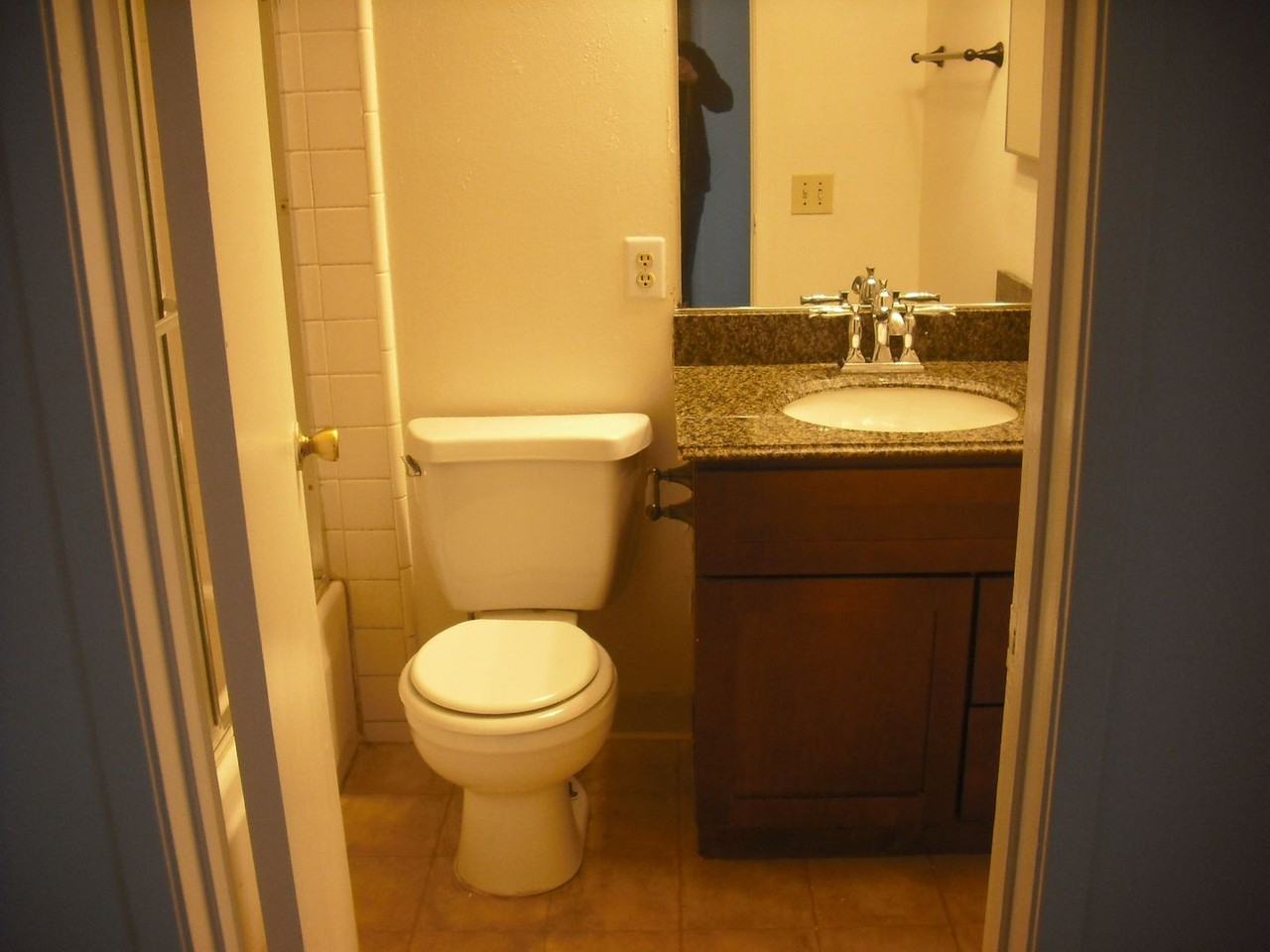 2600 Victoria Ave - Photo 6 of 11