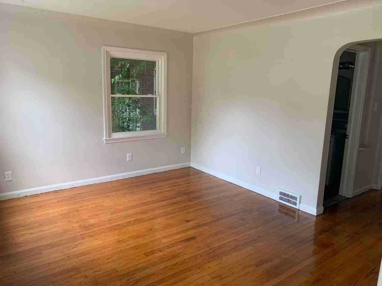 19321 Prevost St - Photo 6 of 12