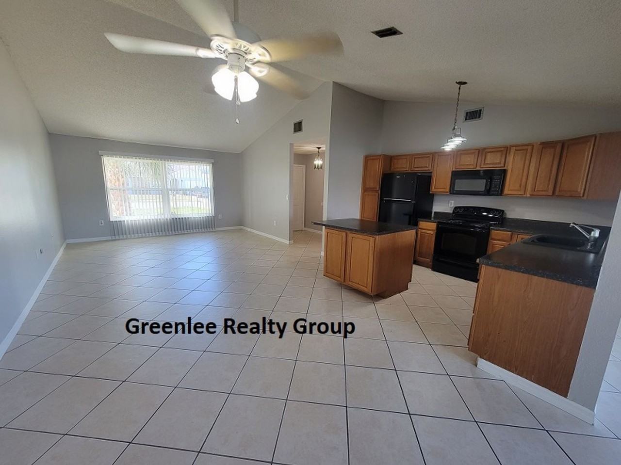 3128 Munson St - Photo 4 of 22