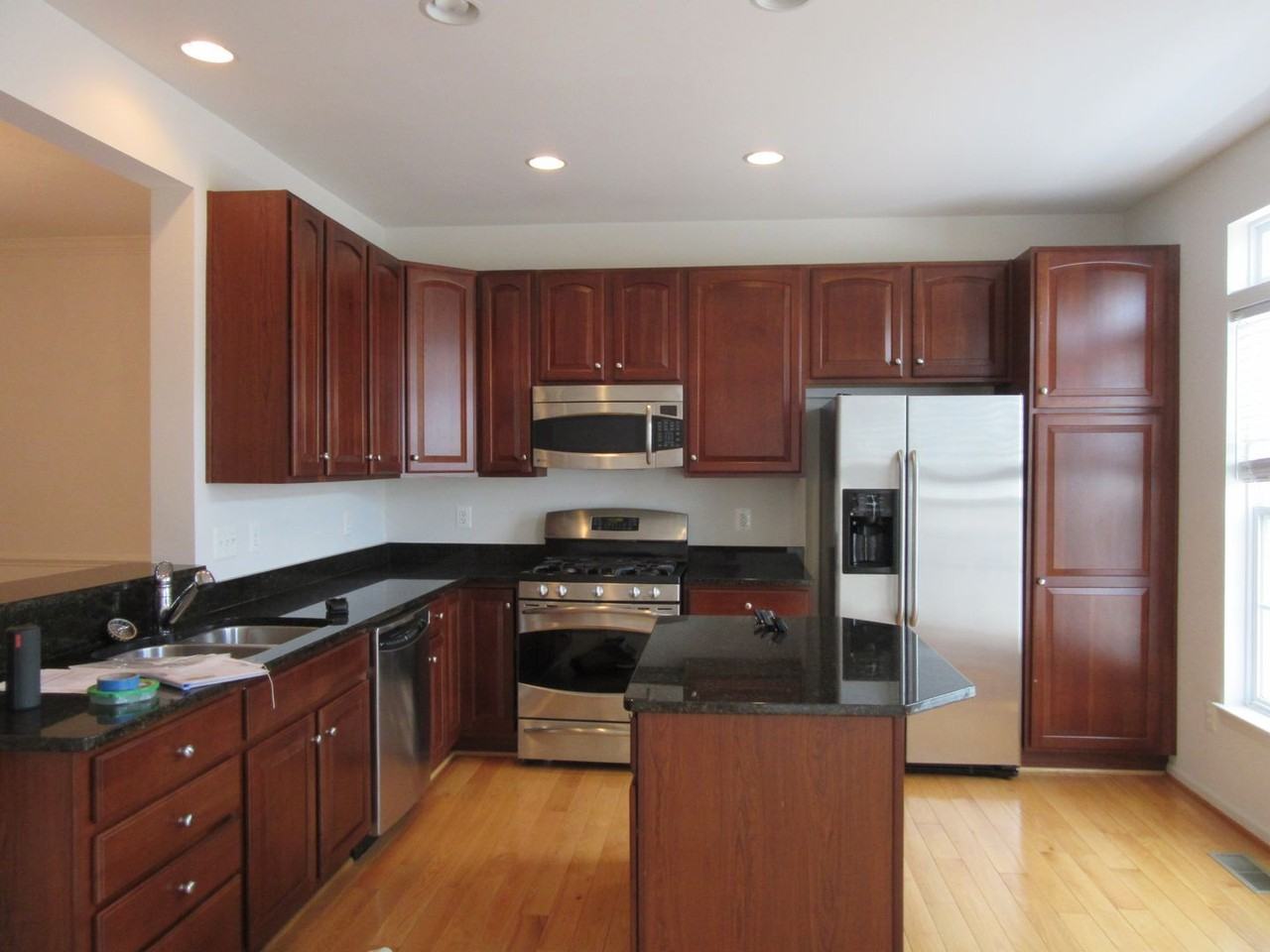 2386 Abington Dr - Photo 3 of 24