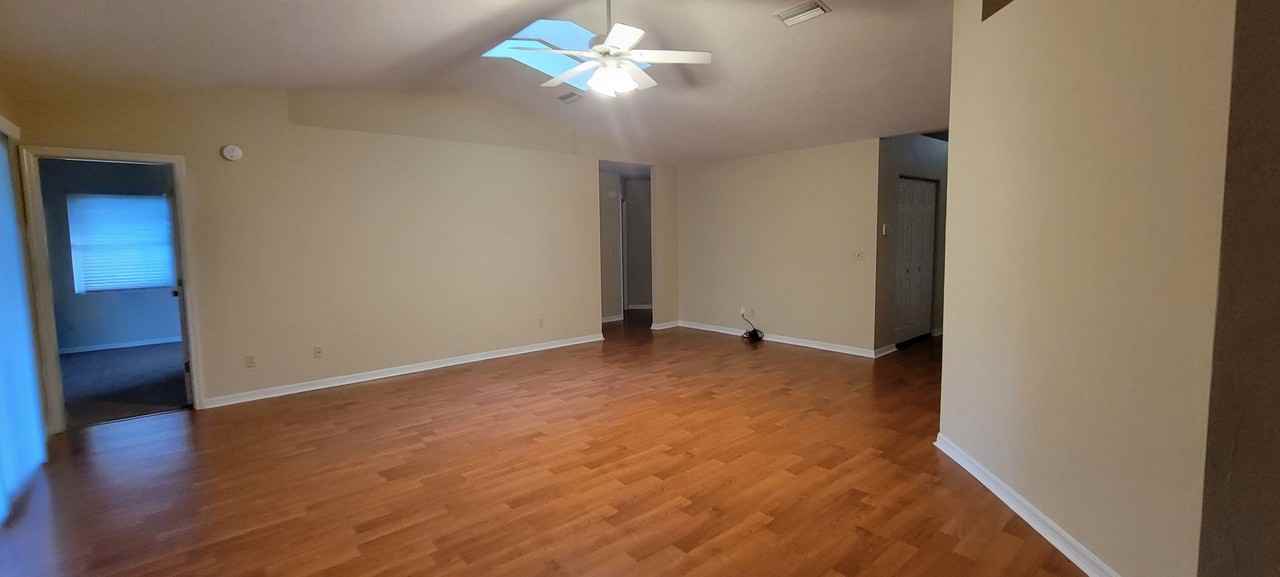 1719 Sw 75th Ter - Photo 2 of 50