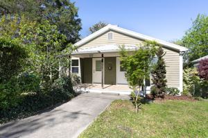 featured image of 808 Kent St