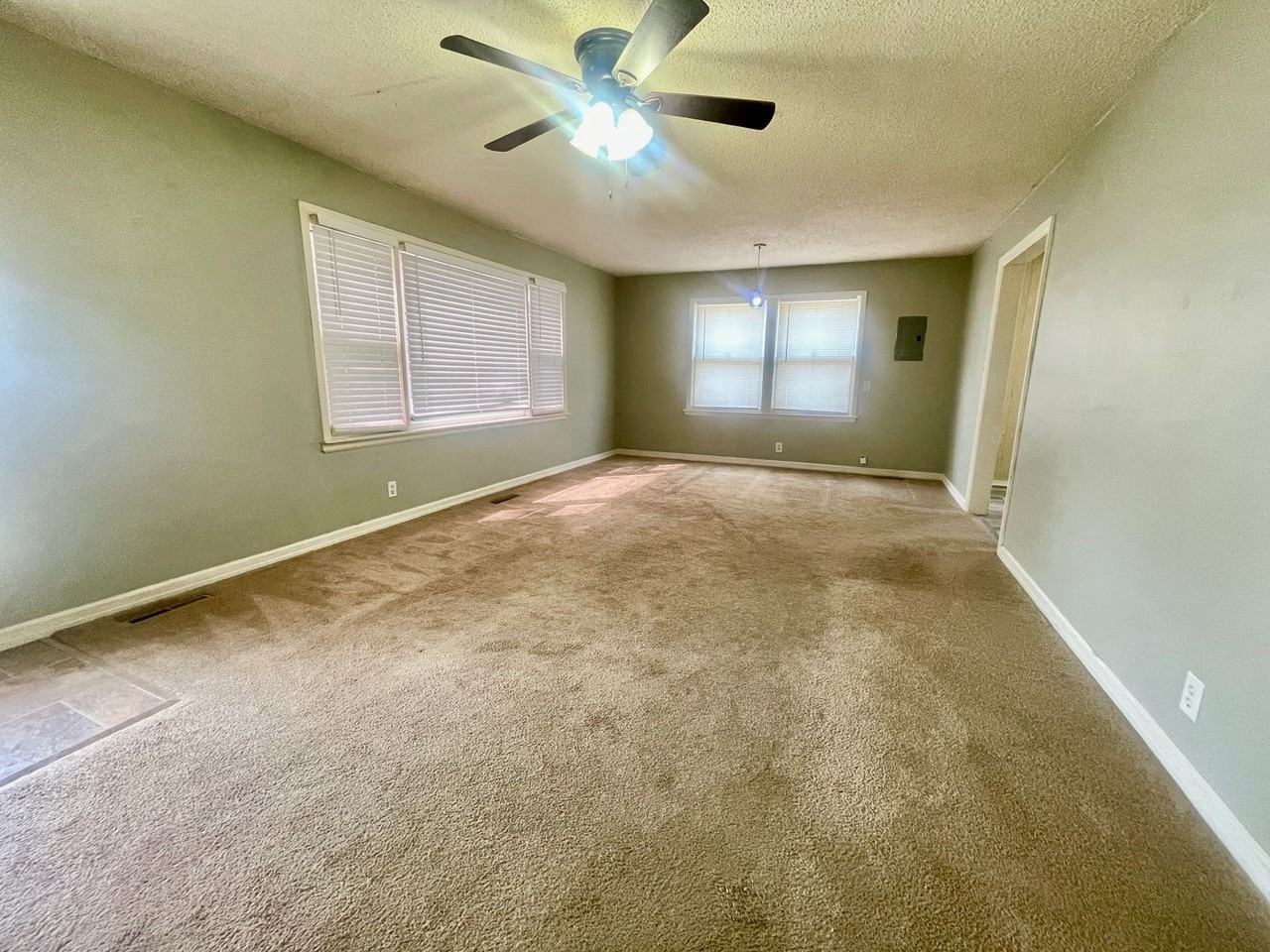 1710 South Ave - Photo 4 of 20