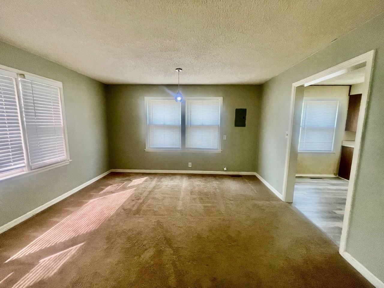 1710 South Ave - Photo 5 of 20