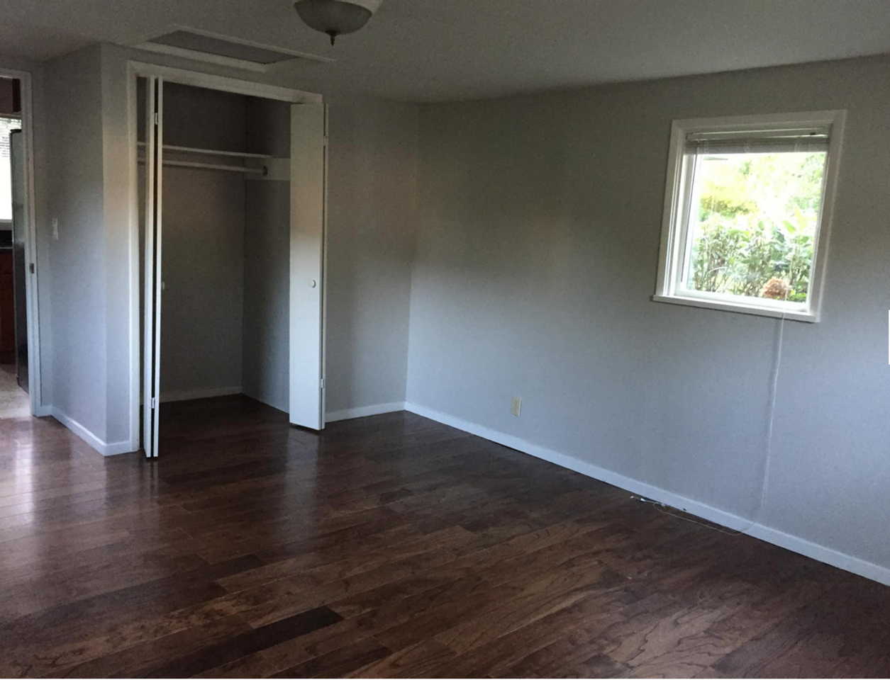 6833 25th Ave Ne - Photo 4 of 23