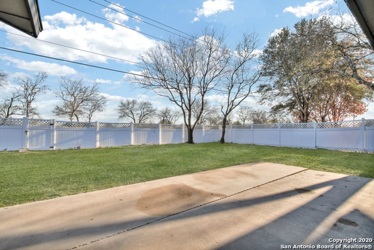 4242 Bayliss St - Photo 7 of 27