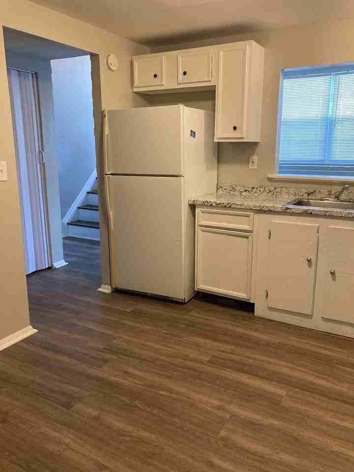 980 Topview Dr - Photo 6 of 18