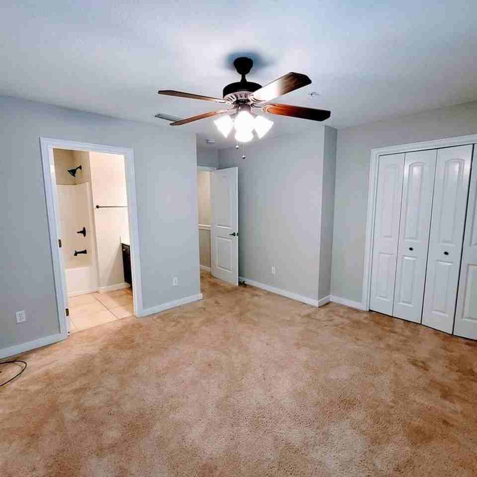 108 Hawkins Rd - Photo 6 of 15