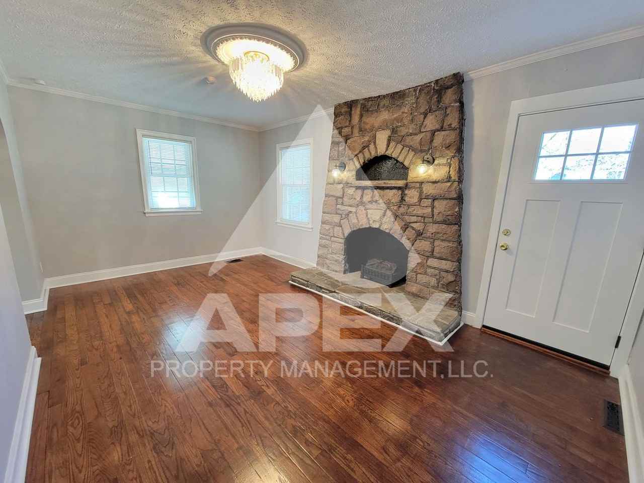 830 Freemason St - Photo 6 of 28