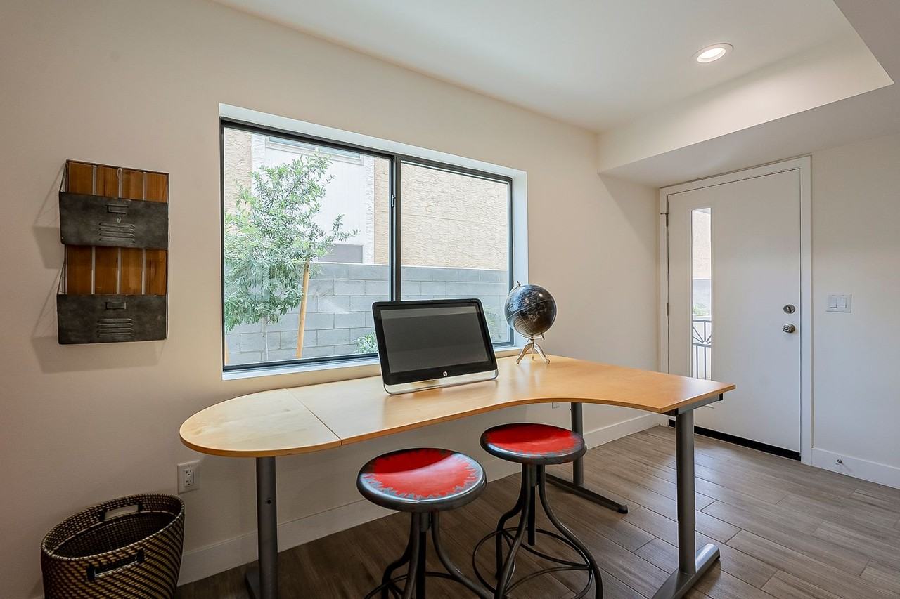 1020 E Spence Ave #1003 - Photo 7 of 40