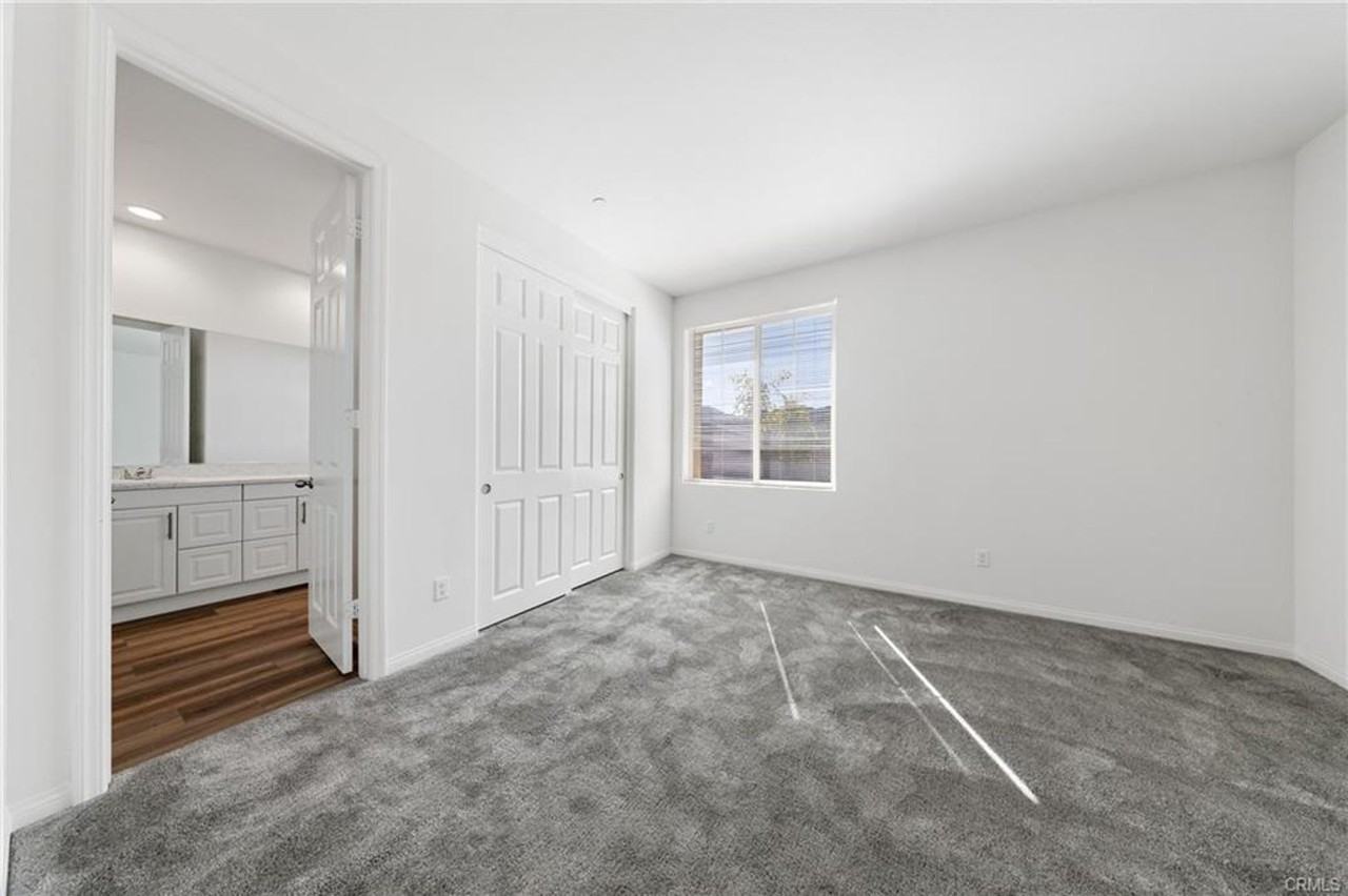 2112 Saratoga Dr - Photo 5 of 41