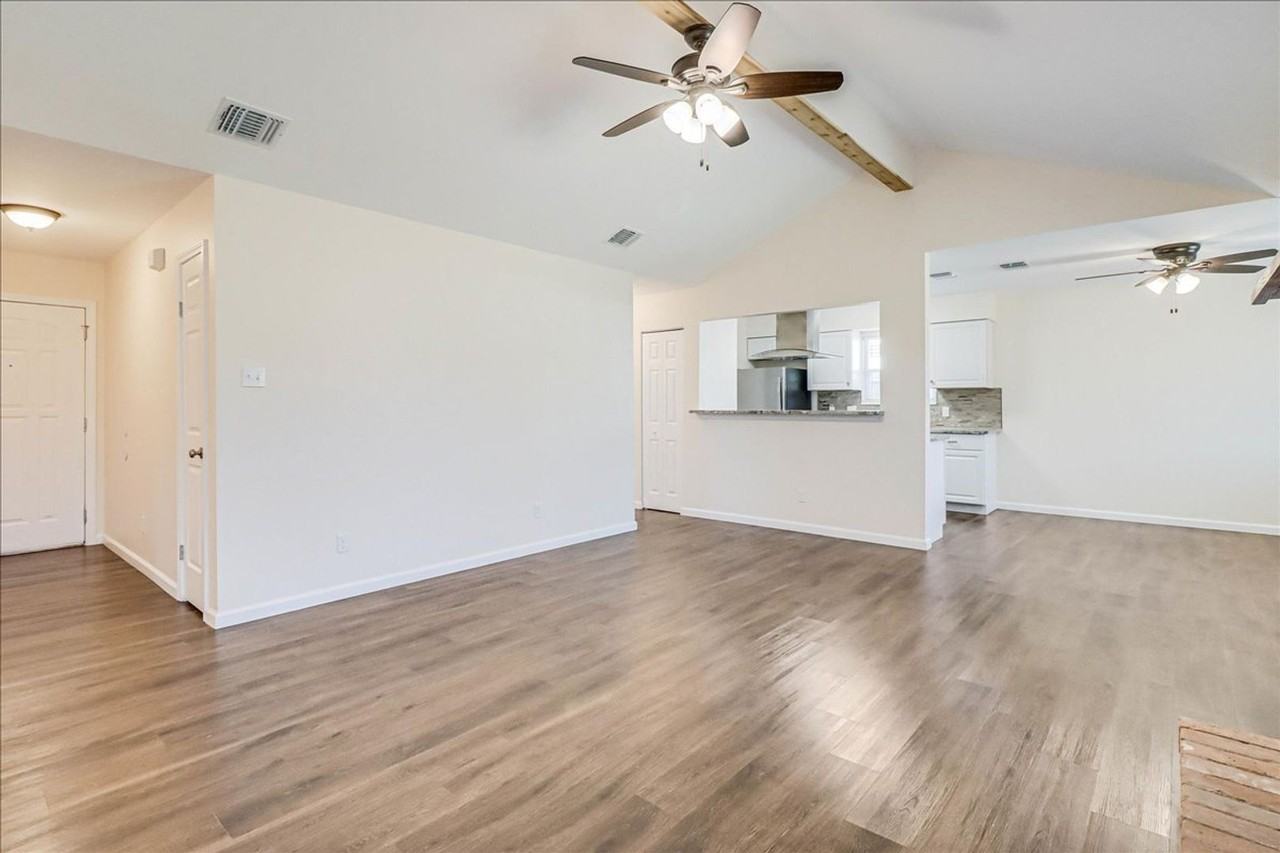 7314 Ottawa Cir - Photo 6 of 43