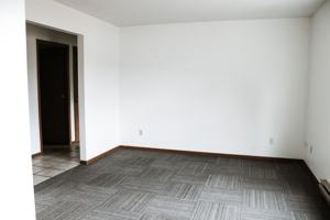 featured image of 1103 Glades Dr