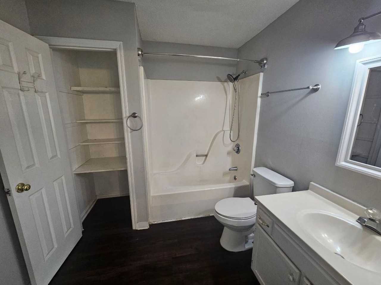 304 Bracken Pl - Photo 7 of 10