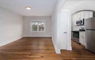 7389 Maple Ave - Photo 1 of 1