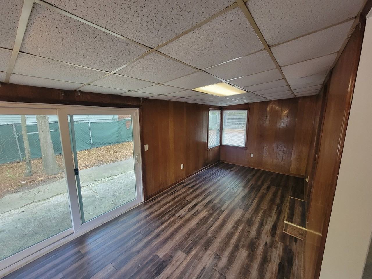 2826 Thomas Ln - Photo 7 of 21