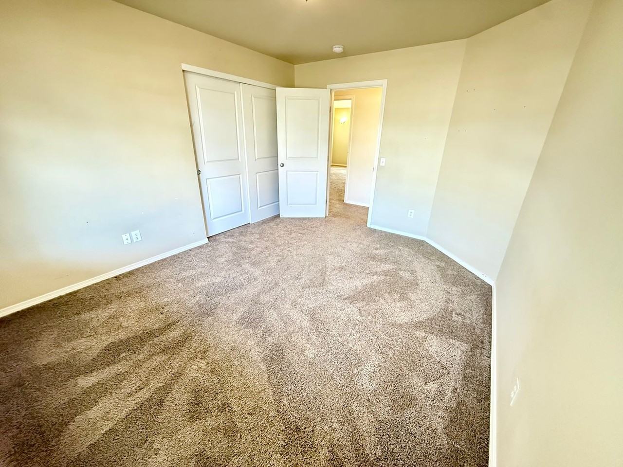 608 W 16th Ave - Photo 6 of 8