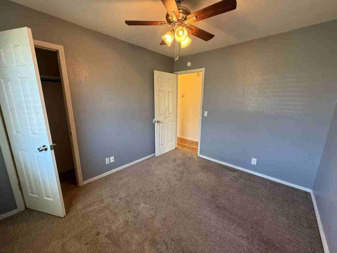 1660 S Redbud Pl - Photo 2 of 19