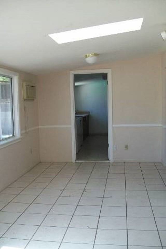 1146 E Campus Dr - Photo 3 of 13