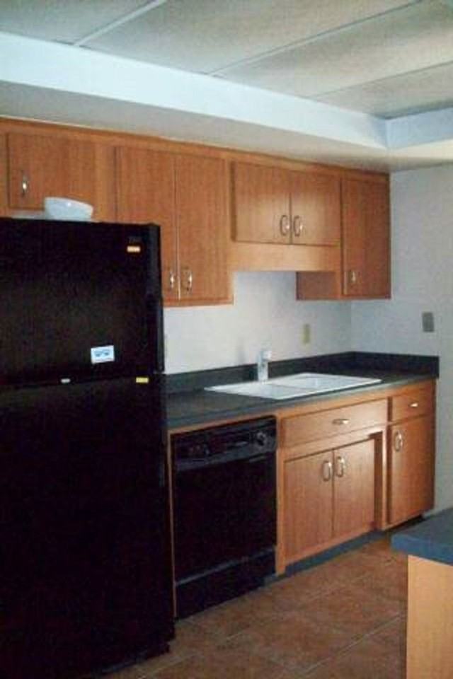 1146 E Campus Dr - Photo 4 of 13