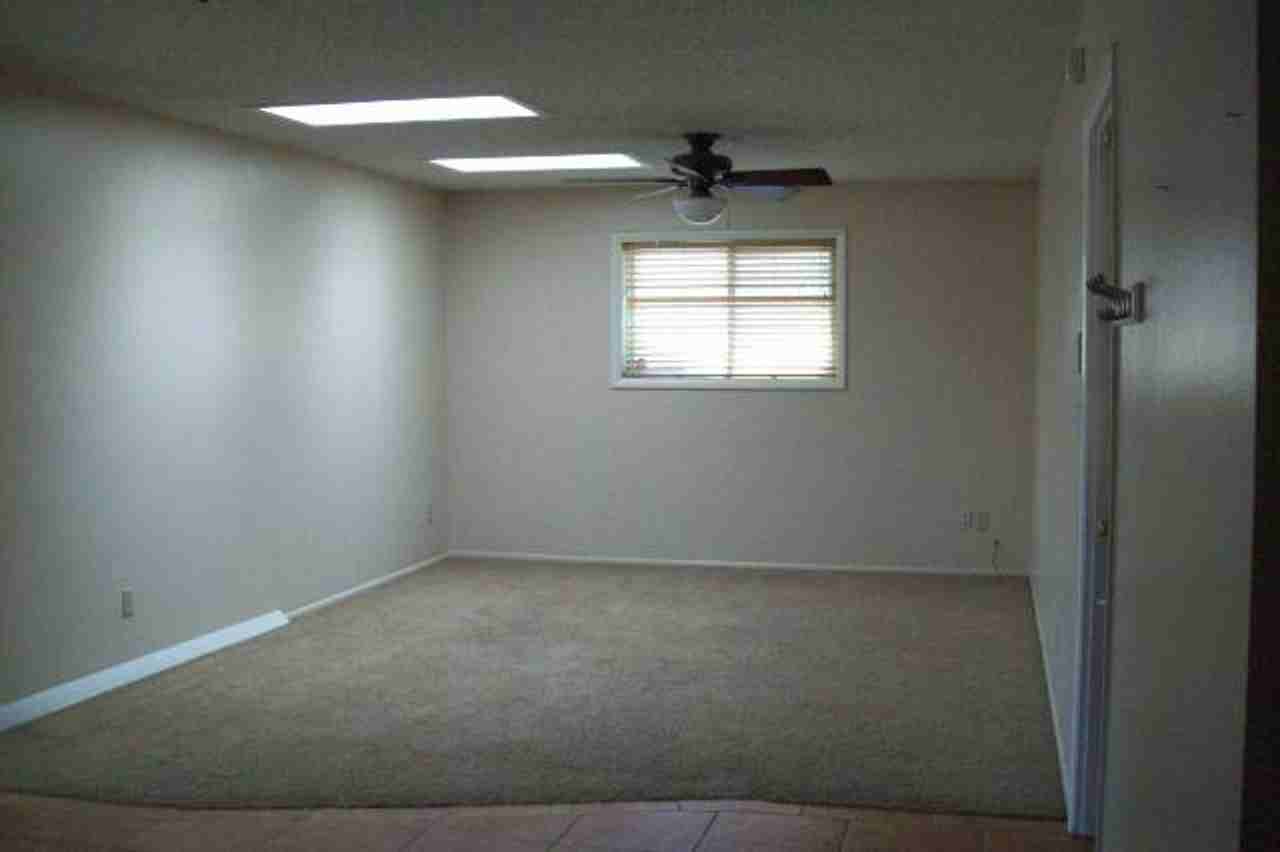 1146 E Campus Dr - Photo 6 of 13