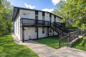 featured image of 213 N Ann St #5