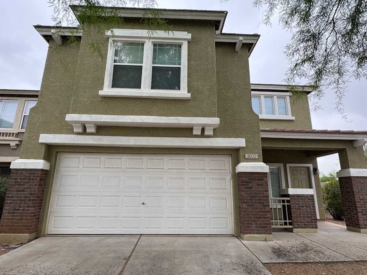 3033 W Via Perugia - Photo 2 of 16