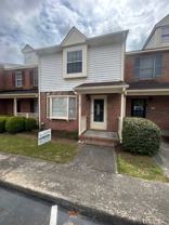 940 Glenn St - Photo 1 of 1