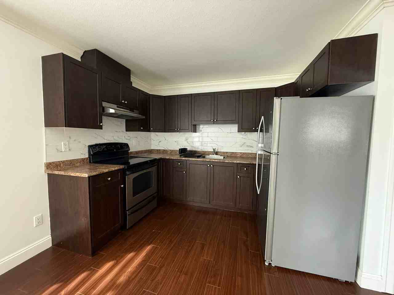 5933 128a St #1 - Photo 2 of 10