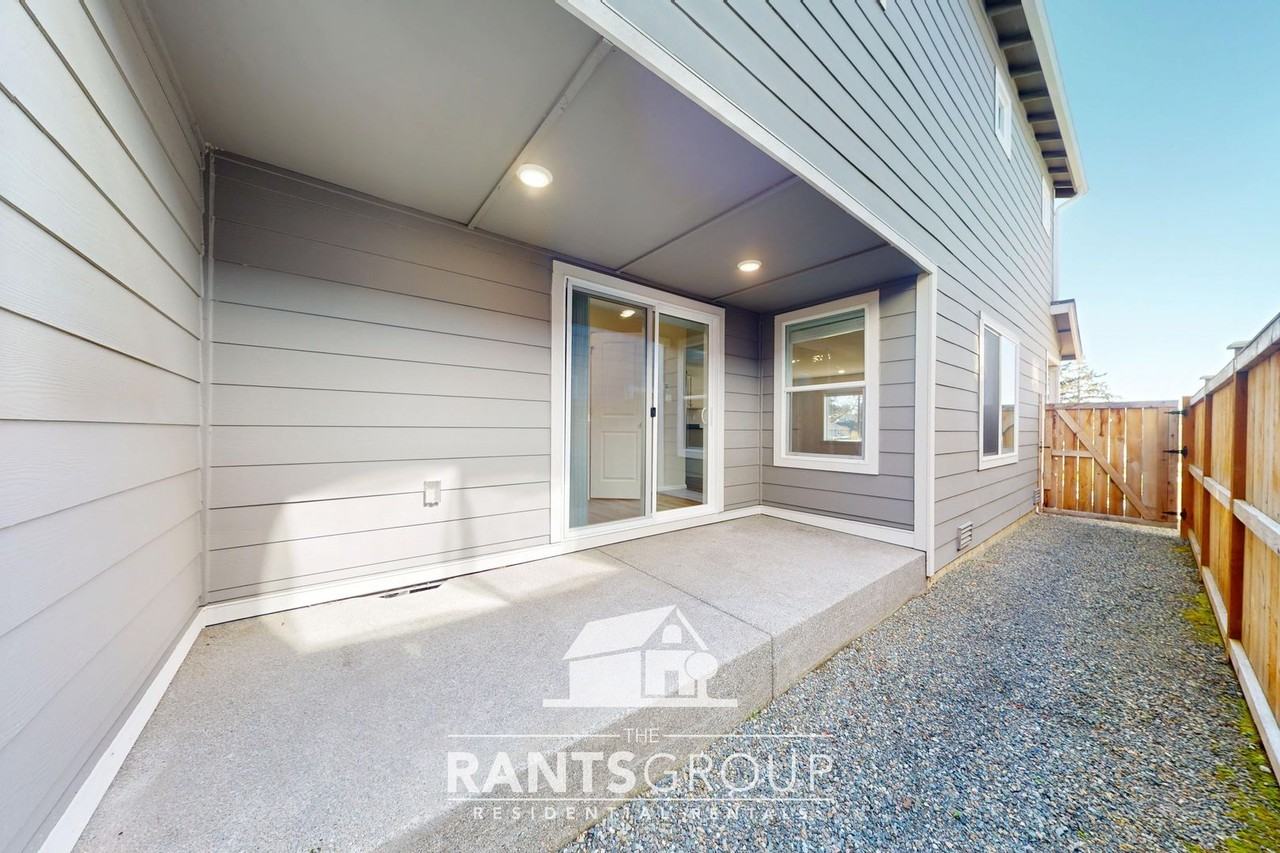 2614 Mayes Rd Se - Photo 6 of 36